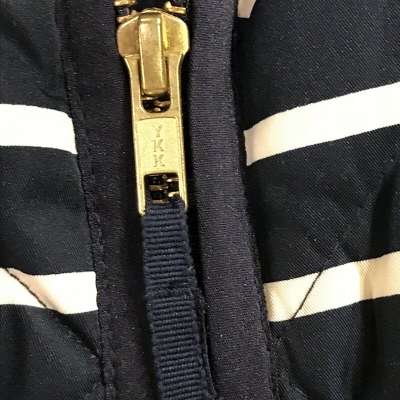 J. CREW Excursion Vest Womens XS Navy Striped Quilted - Picture 5 of 8